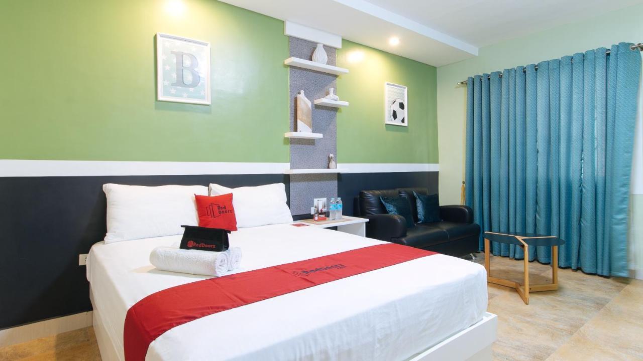 Reddoorz Plus Near Lapasan Plaza Cagayan De Oro Buitenkant foto