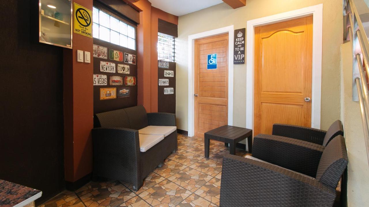 Reddoorz Plus Near Lapasan Plaza Cagayan De Oro Buitenkant foto