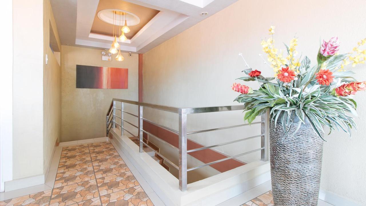 Reddoorz Plus Near Lapasan Plaza Cagayan De Oro Buitenkant foto