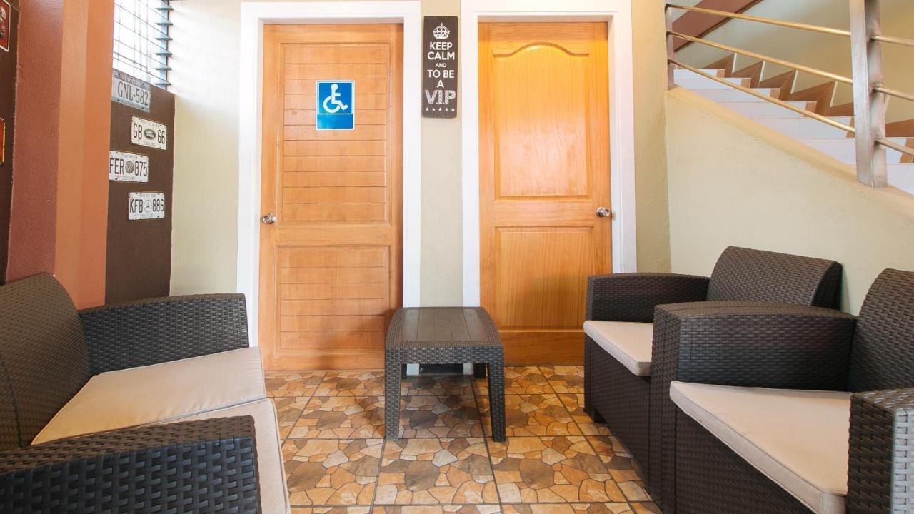 Reddoorz Plus Near Lapasan Plaza Cagayan De Oro Buitenkant foto